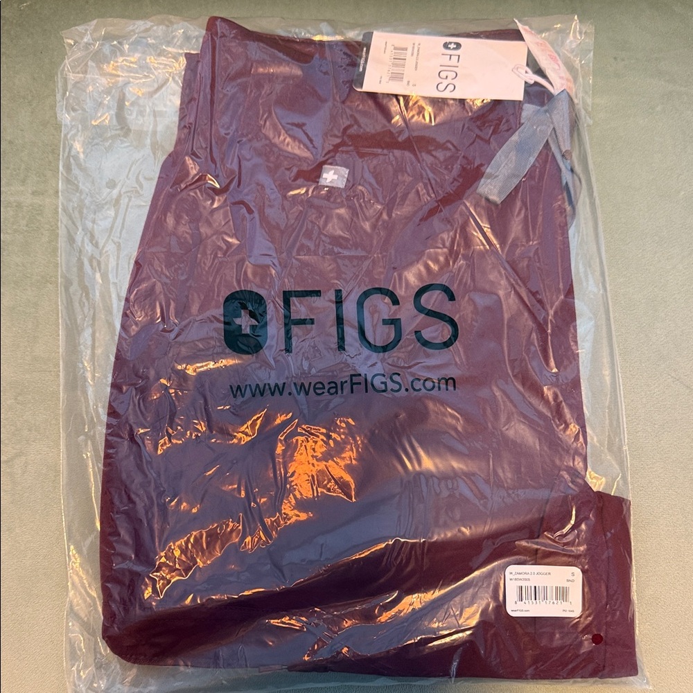 Figs burgundy scrub pant Zamora 2.0 jogger